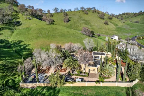 $1,590,000 | 3467 Blue Mountain Drive, Fairfield, CA 94534