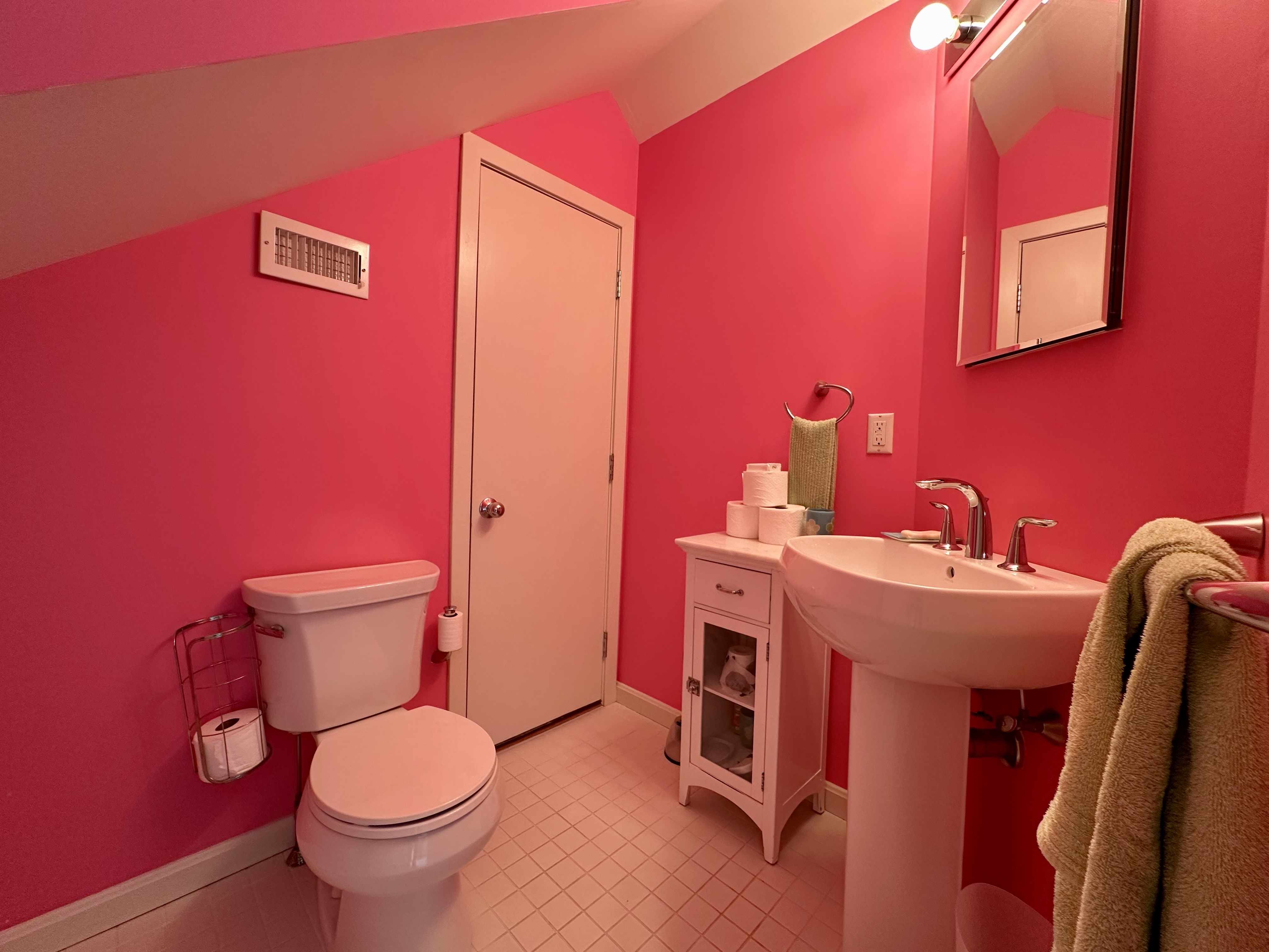 11 Juniper Circle Brewster, MA 02631 - Photo 11 of 29 a bathroom with a sink and a toilet