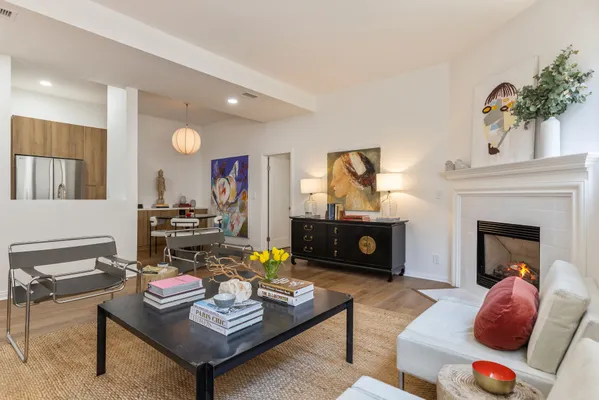 $1,149,000 | 511 San Vicente Boulevard, Unit 106, Santa Monica, CA 90402