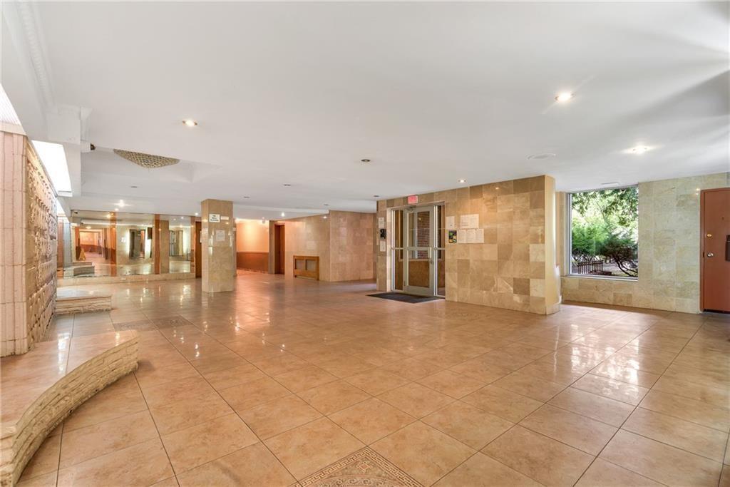 2727 Ocean Parkway, Unit C27 Brooklyn, NY 11235 - Photo 17 of 20