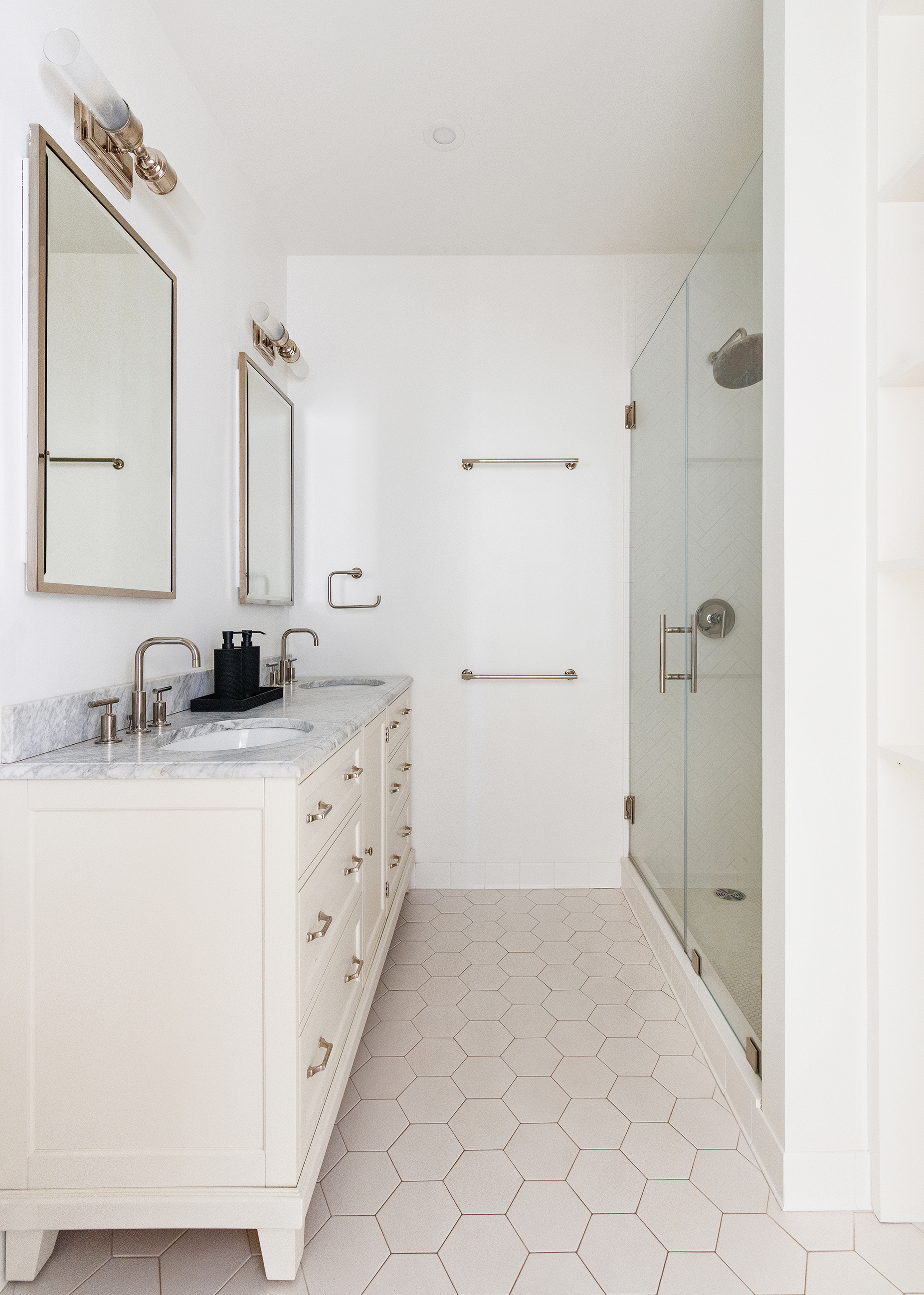 222 Park Avenue South, Unit 8D Manhattan, NY 10003 - Photo 8 of 13