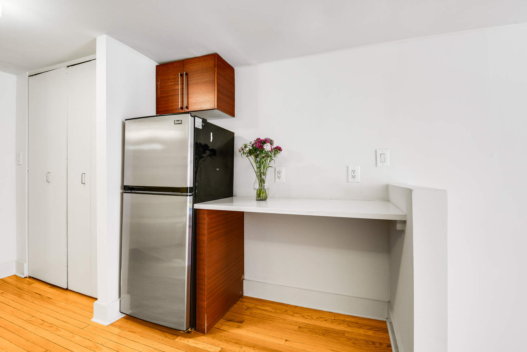 184 Thompson Street, Unit 2P Manhattan, NY 10012 - Photo 4 of 8