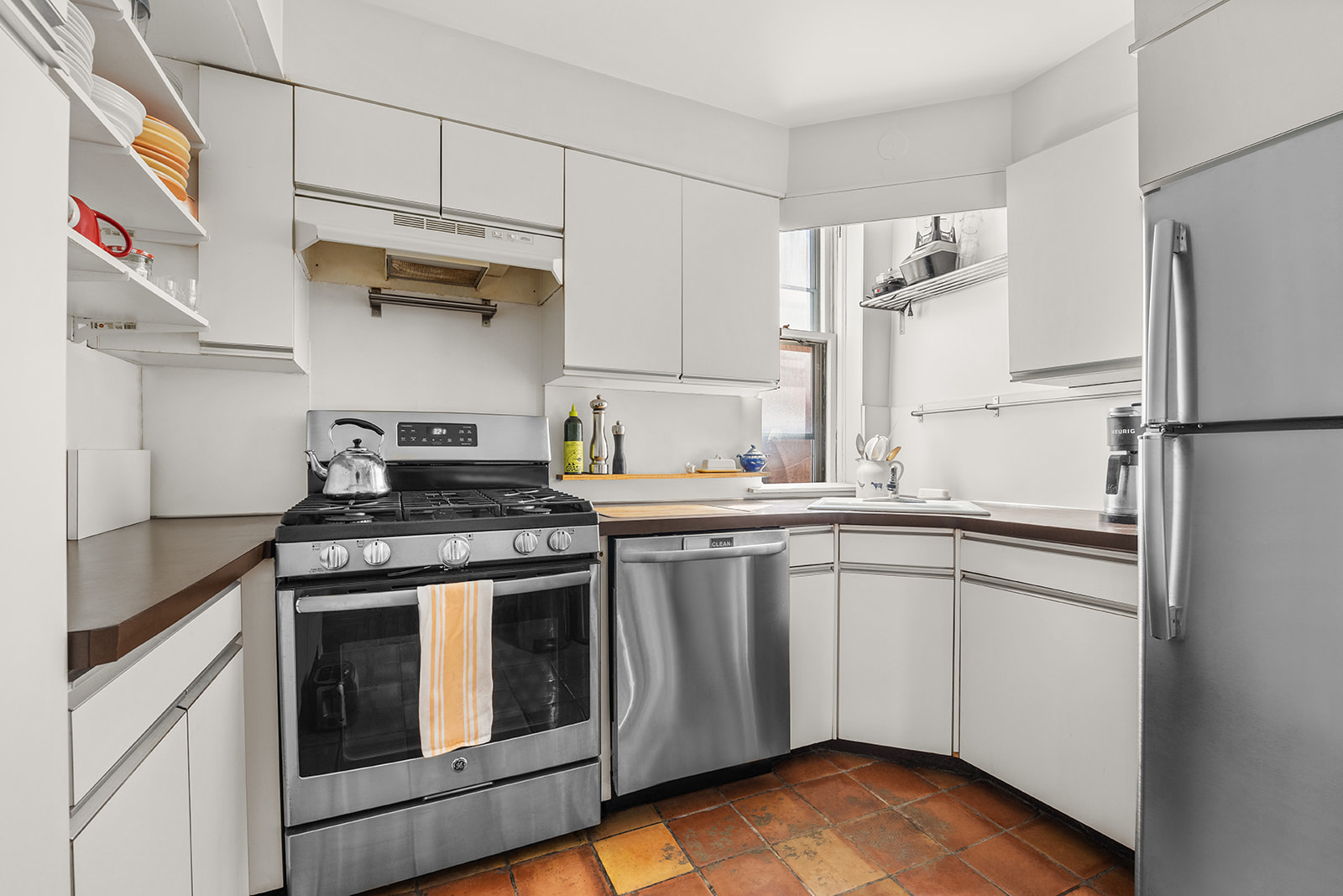 448 Clinton Street, Unit 2 Brooklyn, NY 11231 - Photo 3 of 6