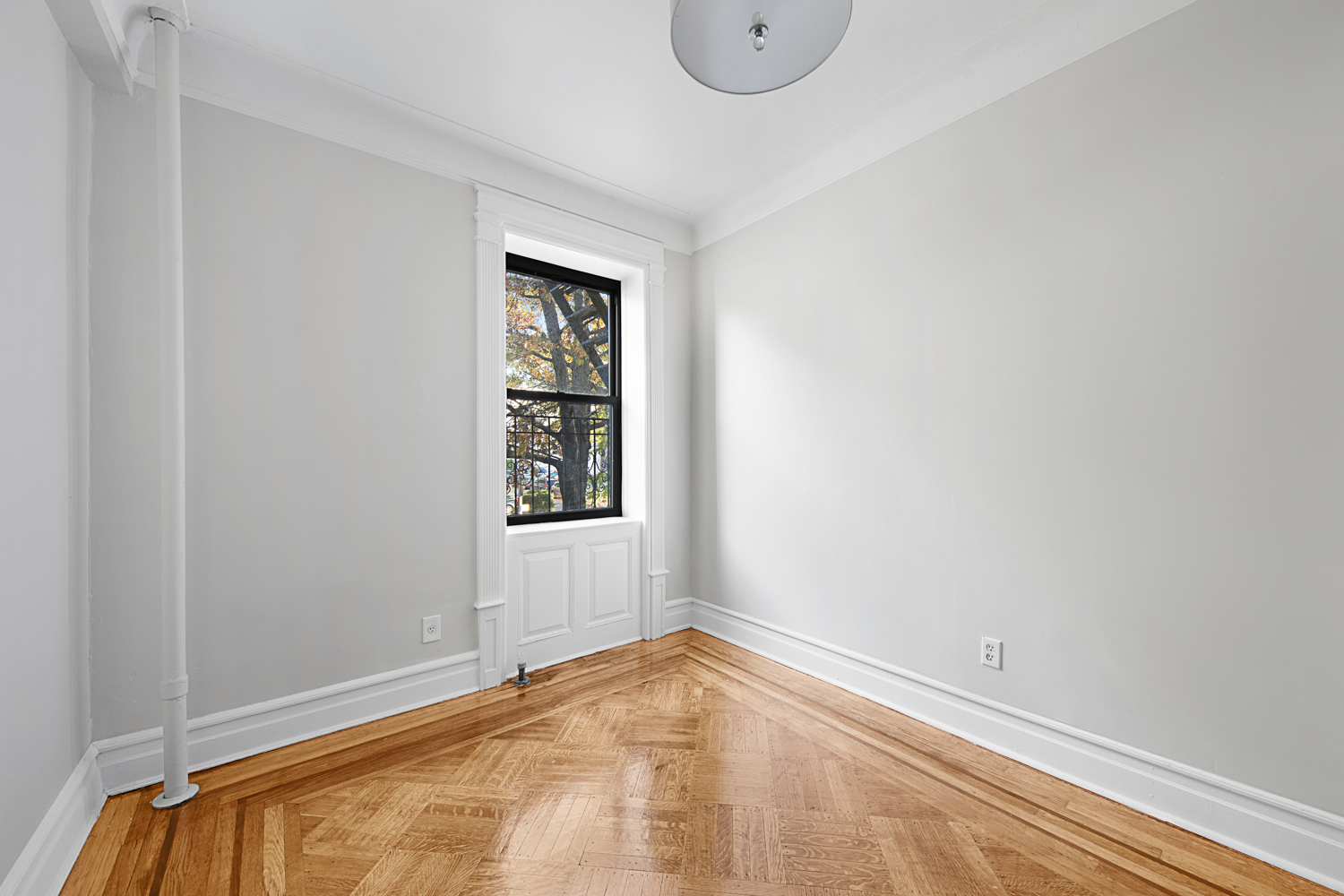 408 8th Avenue, Unit 2A Brooklyn, NY 11215 - Photo 4 of 7 a view of an empty room