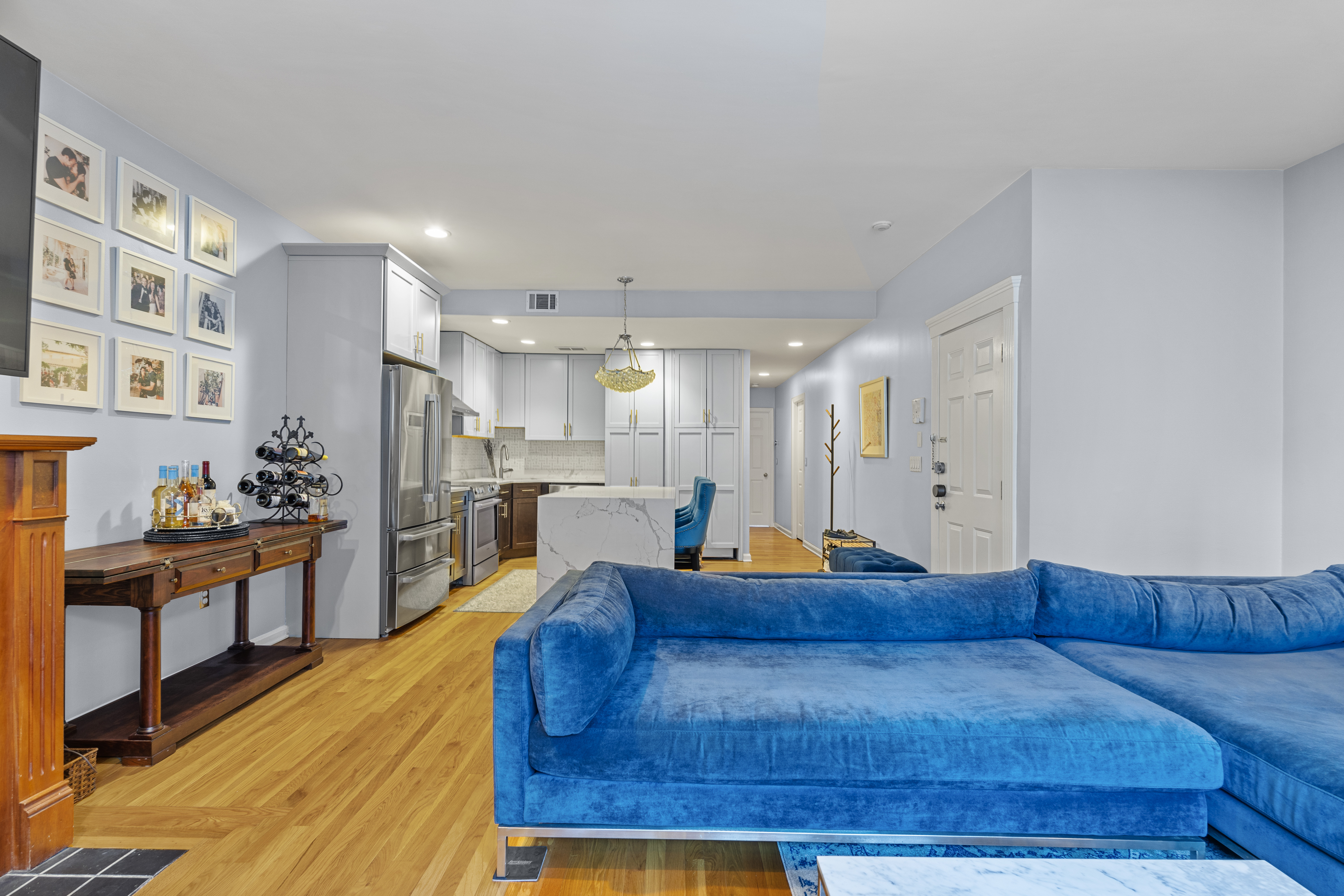 40 Joy Street, Unit 13 Boston, MA 02114 - Photo 2 of 8