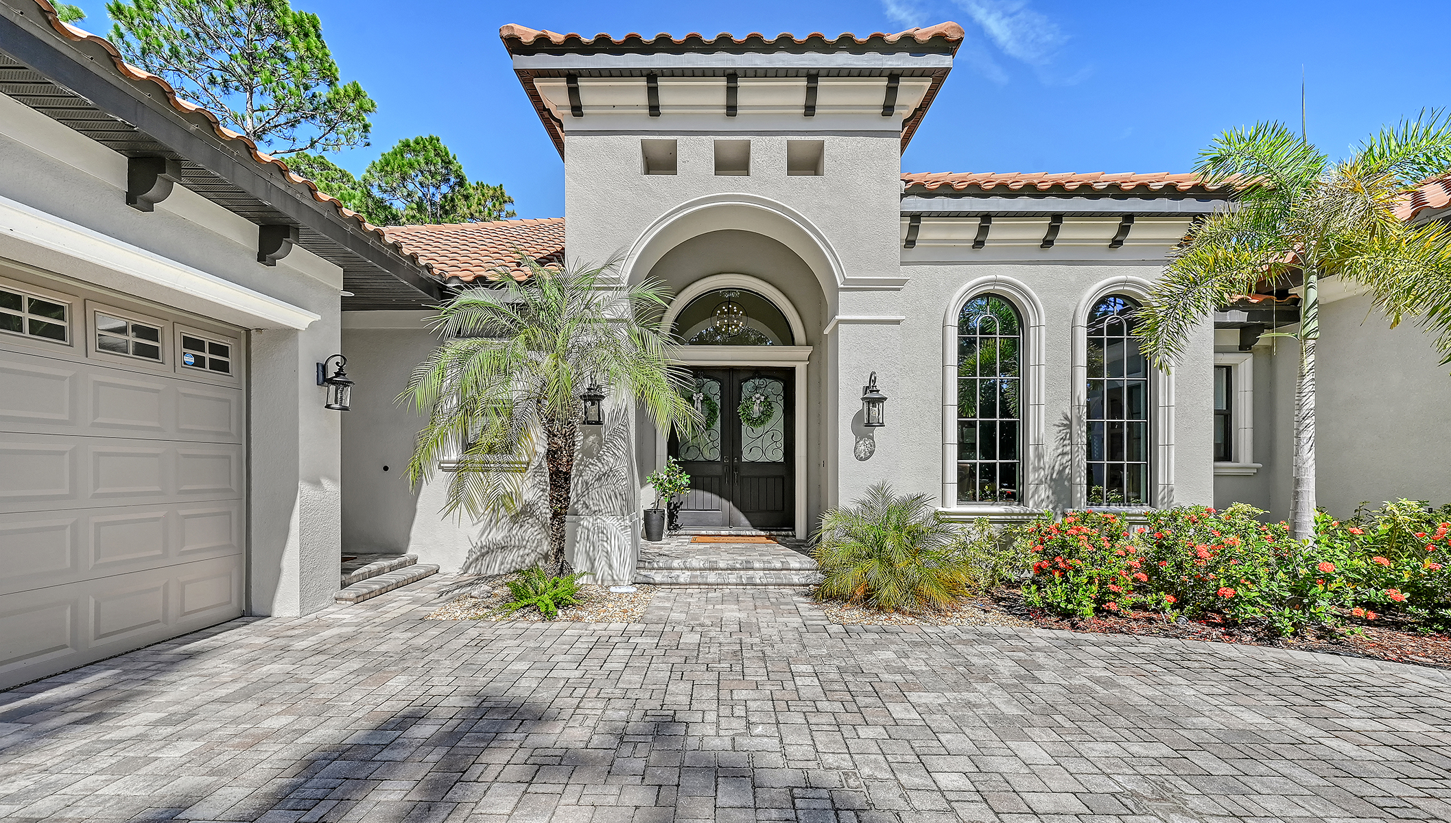 9291 Swaying Branch Road Sarasota, FL 34241 - Photo 7 of 51 Gallery Image 7