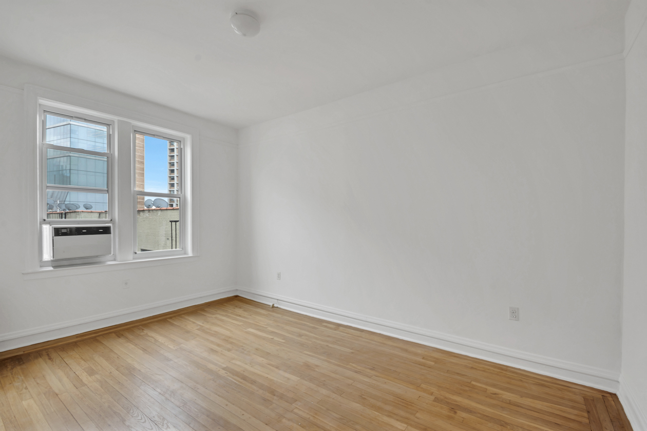 720 West 173rd Street, Unit 54 Manhattan, NY 10032 - Photo 7 of 9