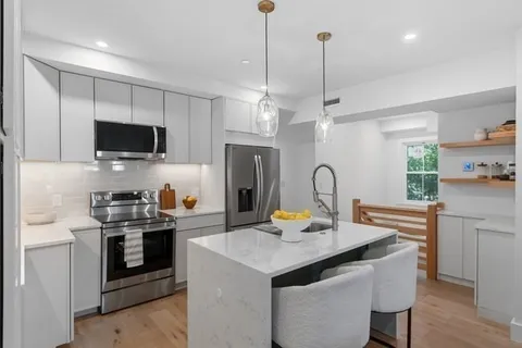 $1,600,000 | 79 A Sheridan Street, Unit 1, Boston, MA 02130