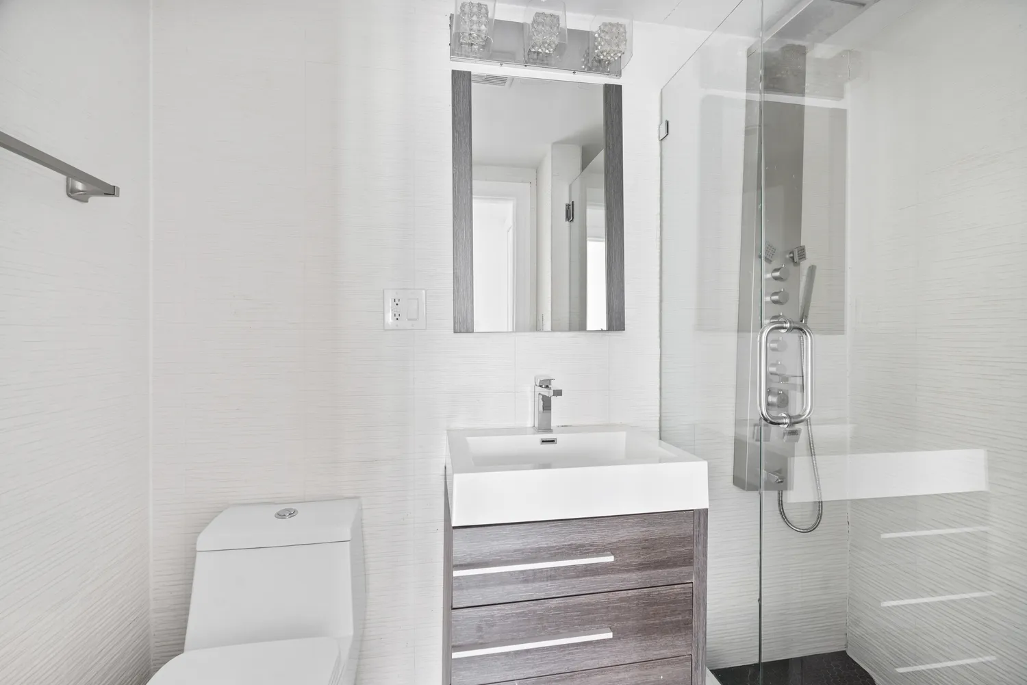 $5,450 | 20 Avenue A, Unit 3A | East Village