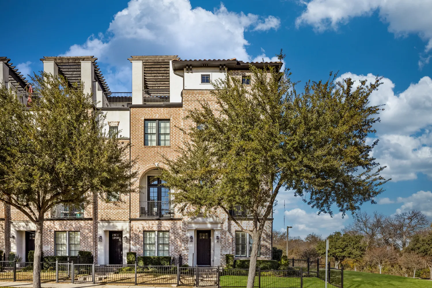 $679,500 | 780 Sid Rich Drive, Irving, TX 75039