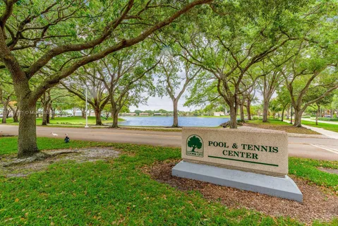 $450,000 | 6 Chestnut Circle, Unit 6, Cooper City, FL 33026