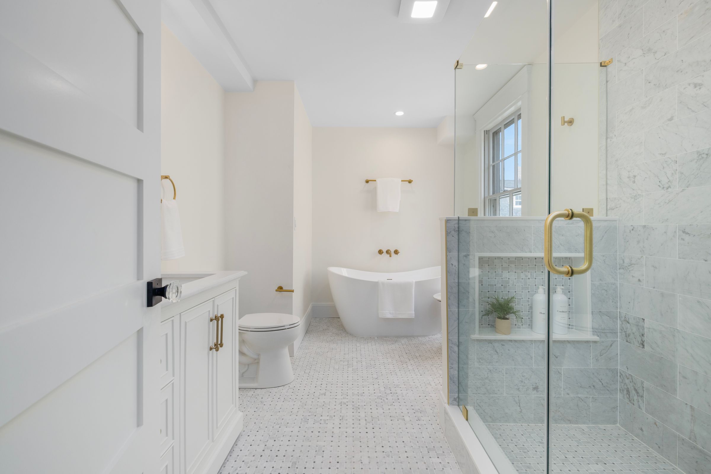 216 Spring Street Newport, RI 02840 - Photo 34 of 54 Gallery Image 34