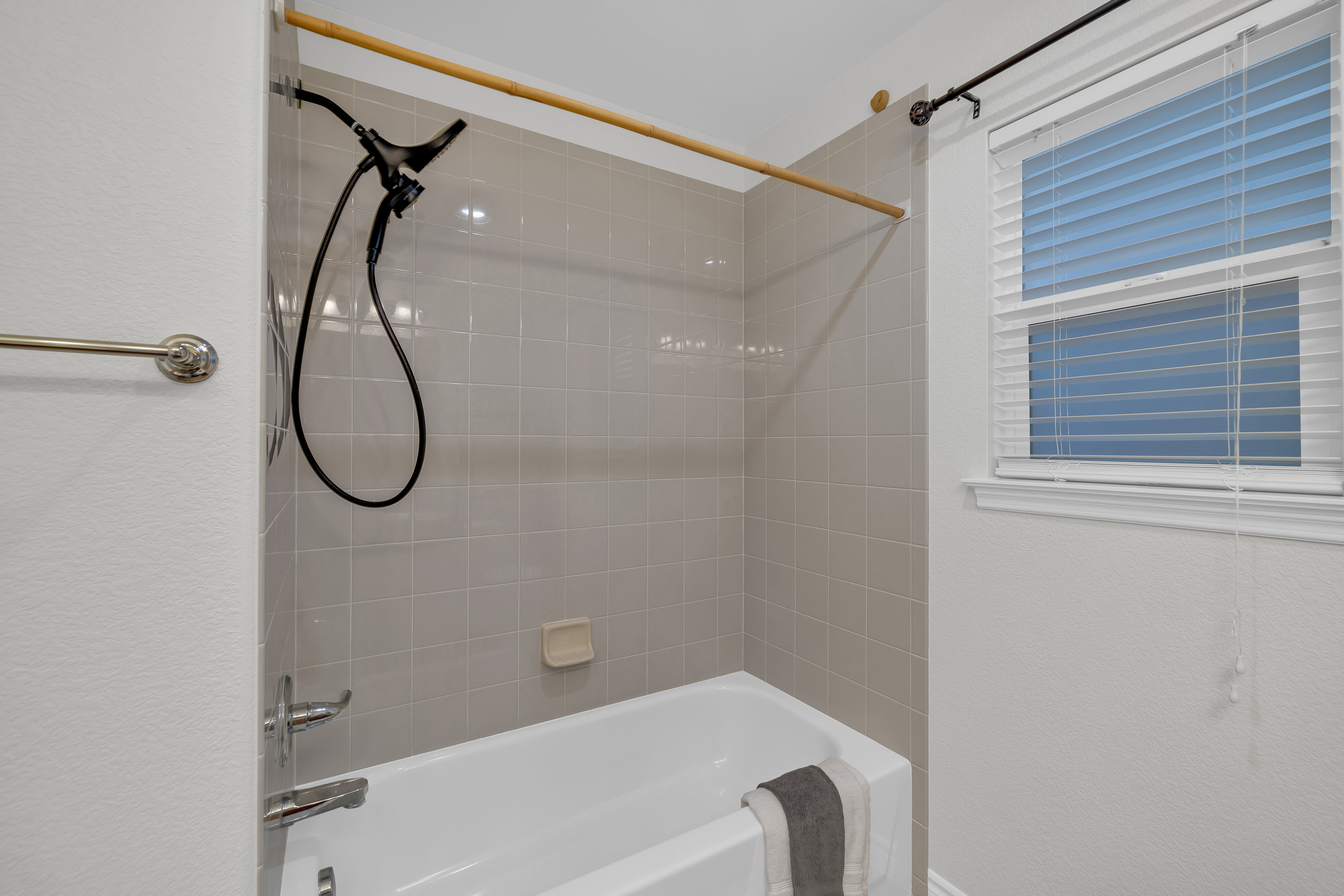 10849 Huntwick Street Highlands Ranch, CO 80130 - Photo 31 of 46