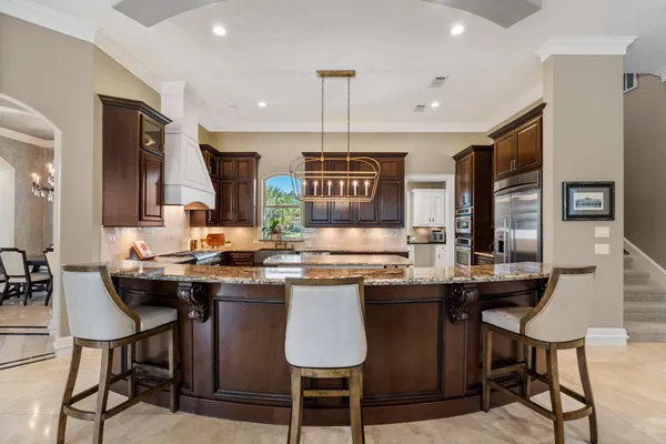 $1,795,000 | 82 Manor Lake Estates Circle, Spring, TX 77379