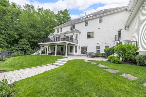 $1,559,000 | 2 Eden Circle, Westborough, MA 01581