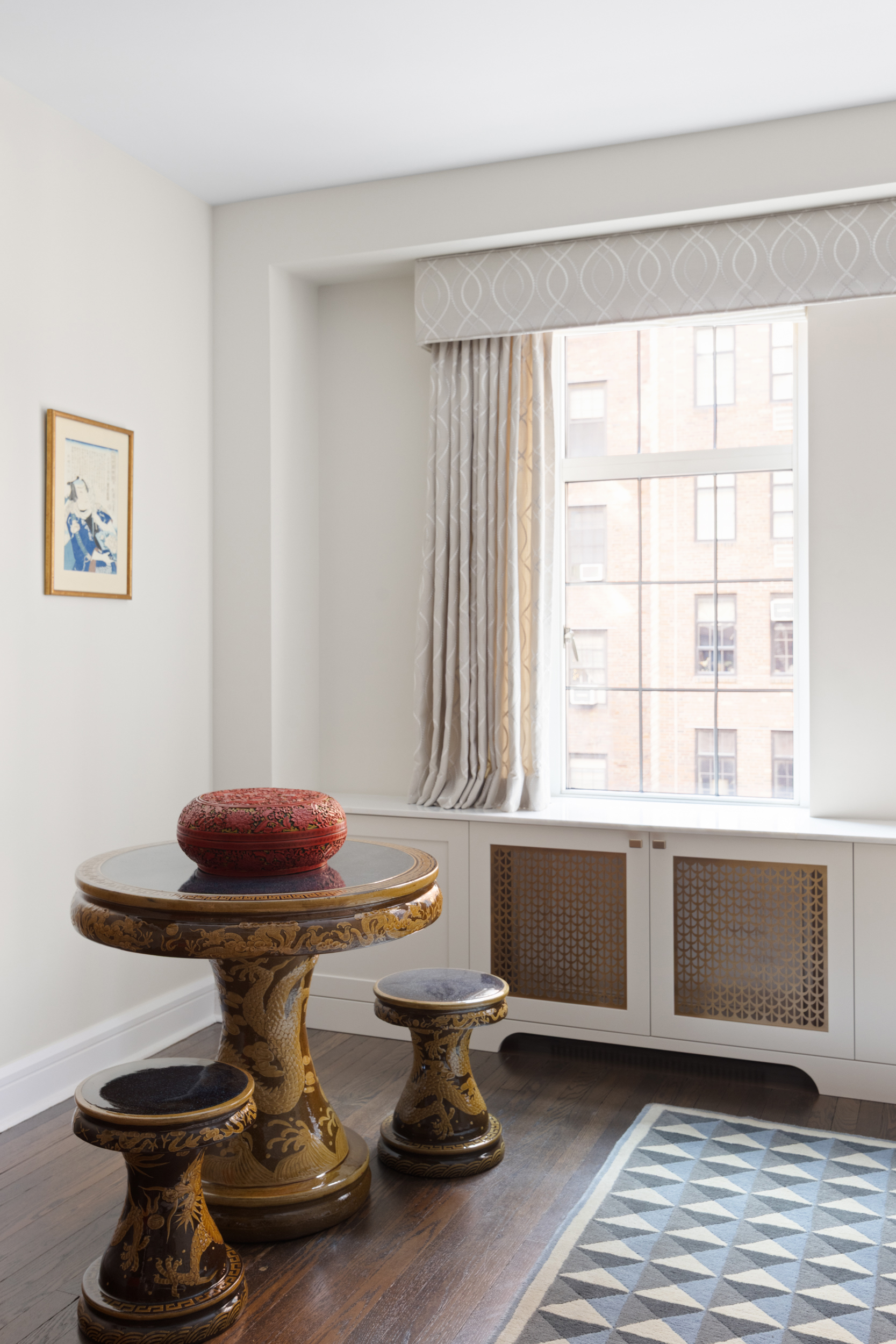 470 West 24th Street, Unit 9J Manhattan, NY 10011 - Photo 4 of 13 a living room with furniture and a window