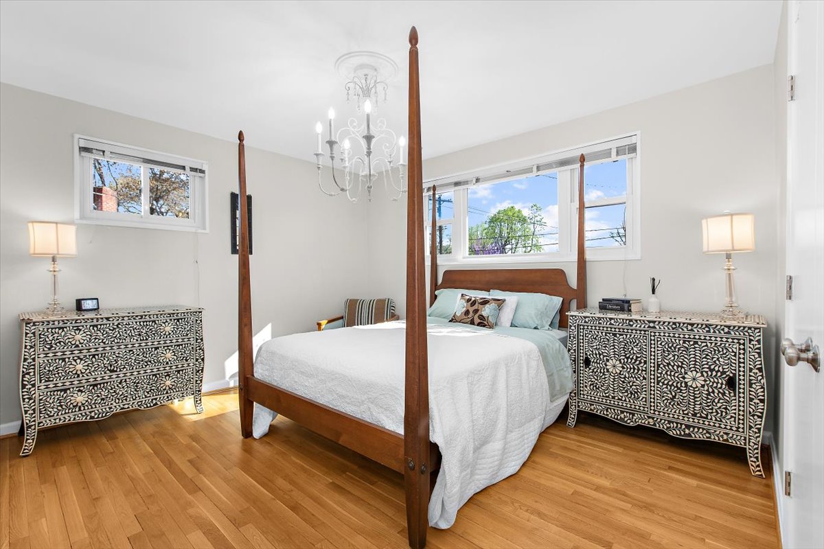 12712 Atherton Drive Silver Spring, MD 20906 - Photo 13 of 40 a bedroom with a bed flowerpot and window