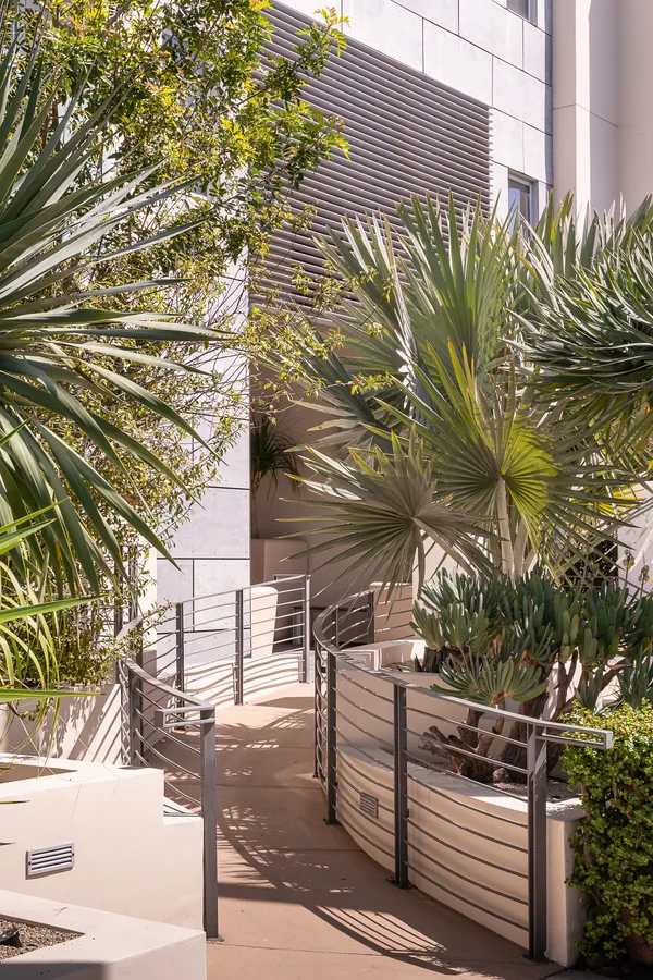 $2,089,000 | 928 Croft Avenue, Unit 303, Los Angeles, CA 90069