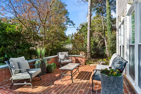$985,000 | 4120 Paran Pointe Drive Northwest, Atlanta, GA 30327