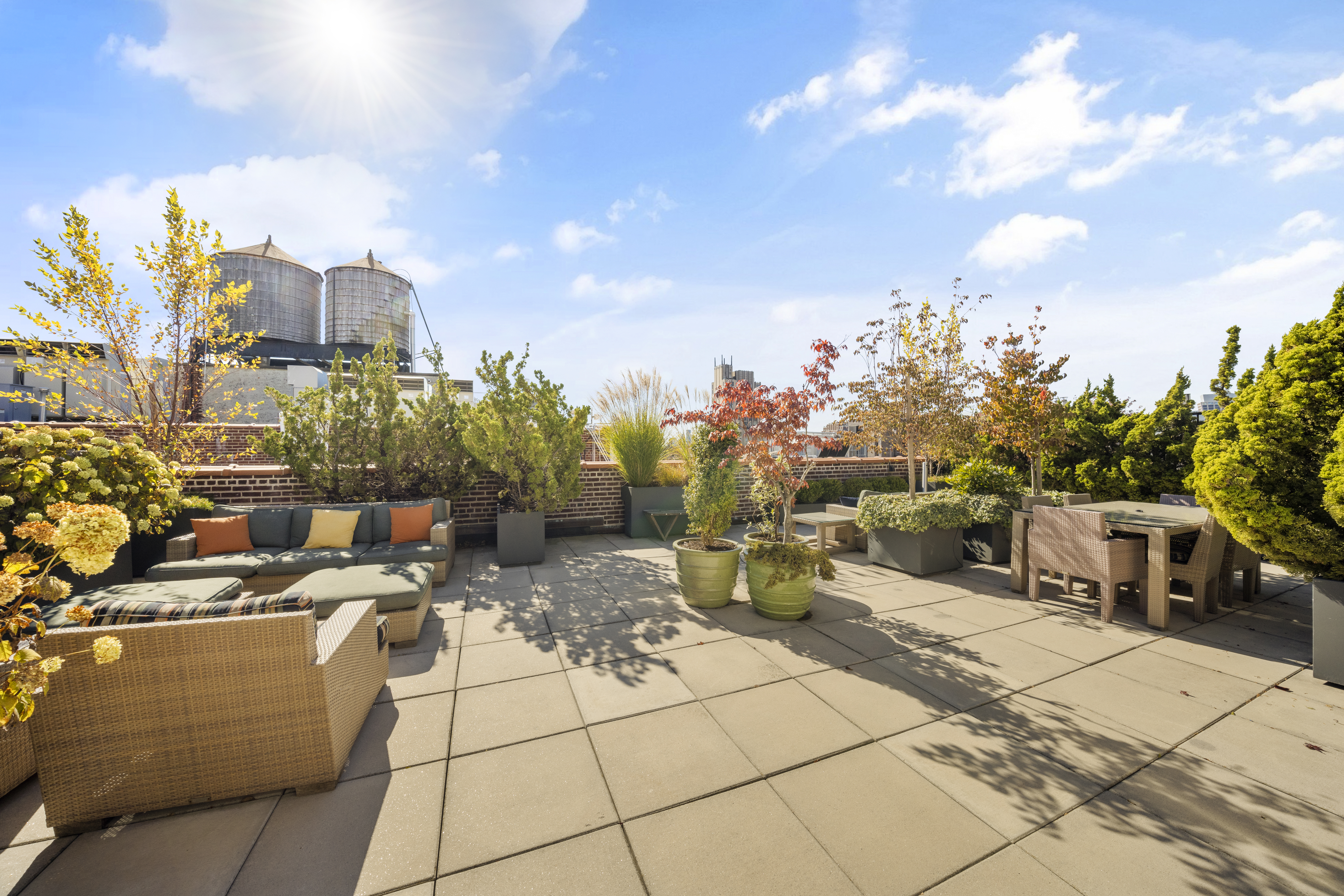 140 West 22nd Street, Unit 2D Manhattan, NY 10011 - Photo 8 of 11 a view of a terrace