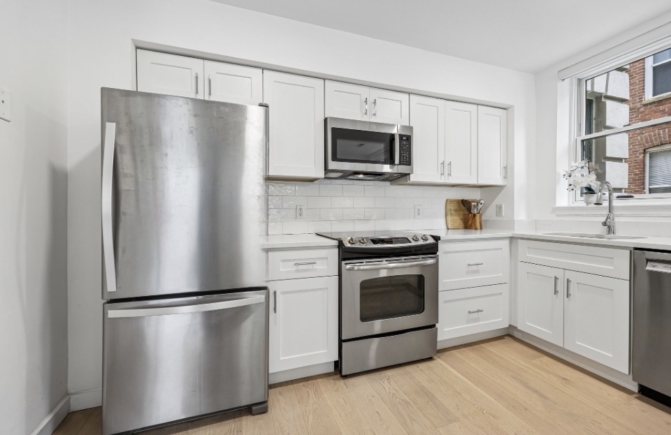 2627 Adams Mill Road Northwest, Unit 108 Washington, DC 20009 - Photo 13 of 43