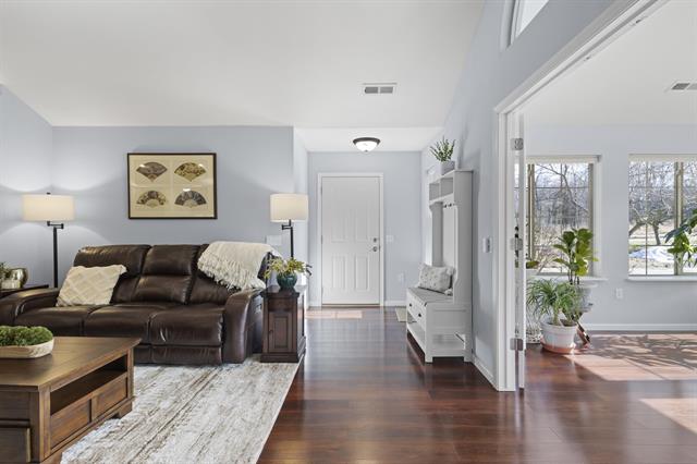 10 Pond View Way Fitchburg, WI 53711 - Photo 14 of 68