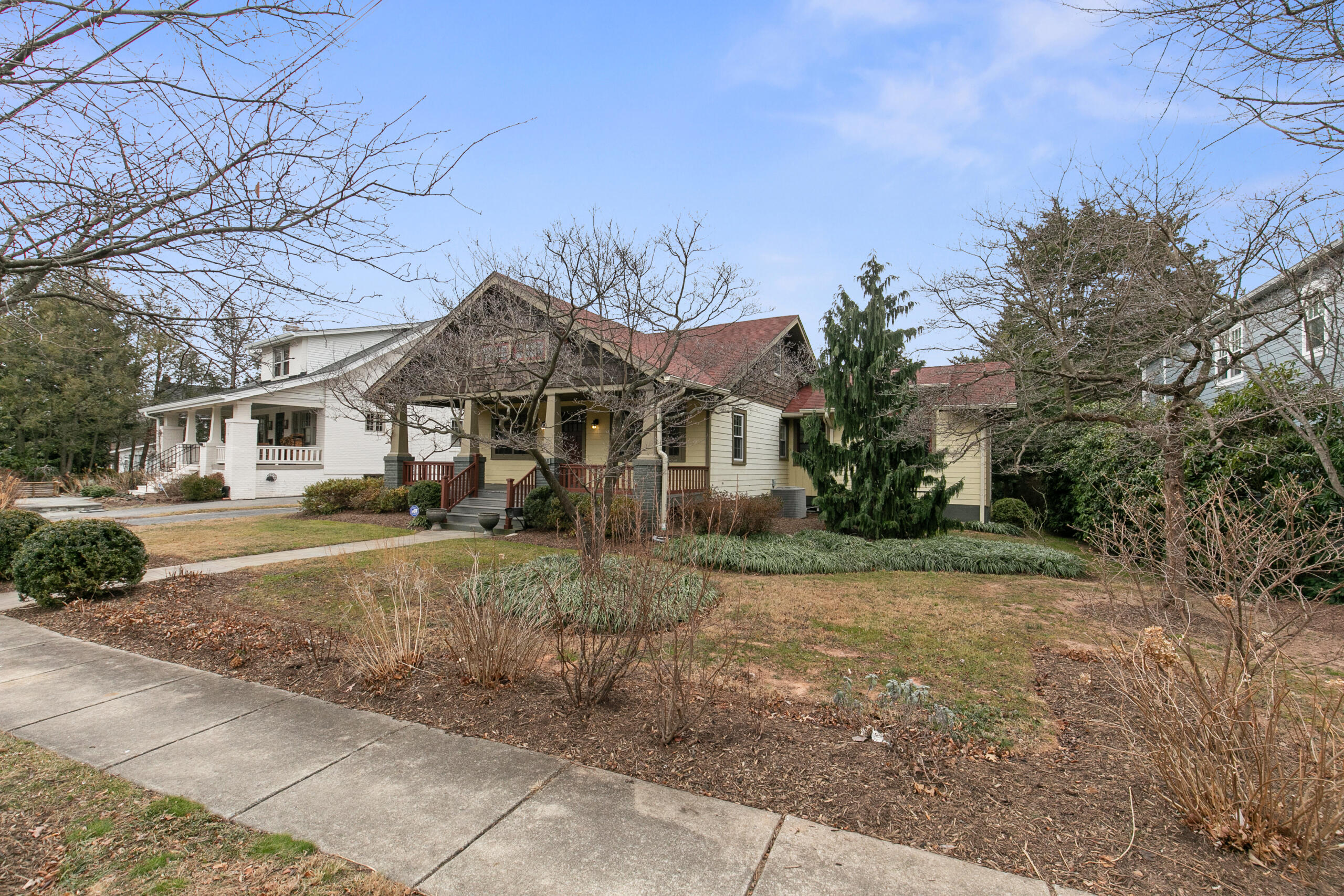 1908 Glen Ross Road Silver Spring, MD 20910 - Photo 59 of 63 front view of a house with a yard