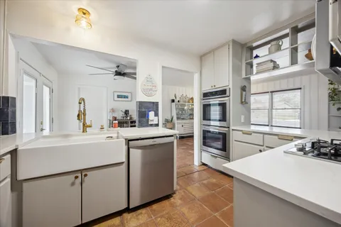 $550,000 | 1601 Ridgehaven Drive, Austin, TX 78723