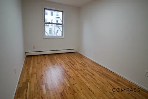 $6,200 | 121 4th Place, Unit 3 | Carroll Gardens