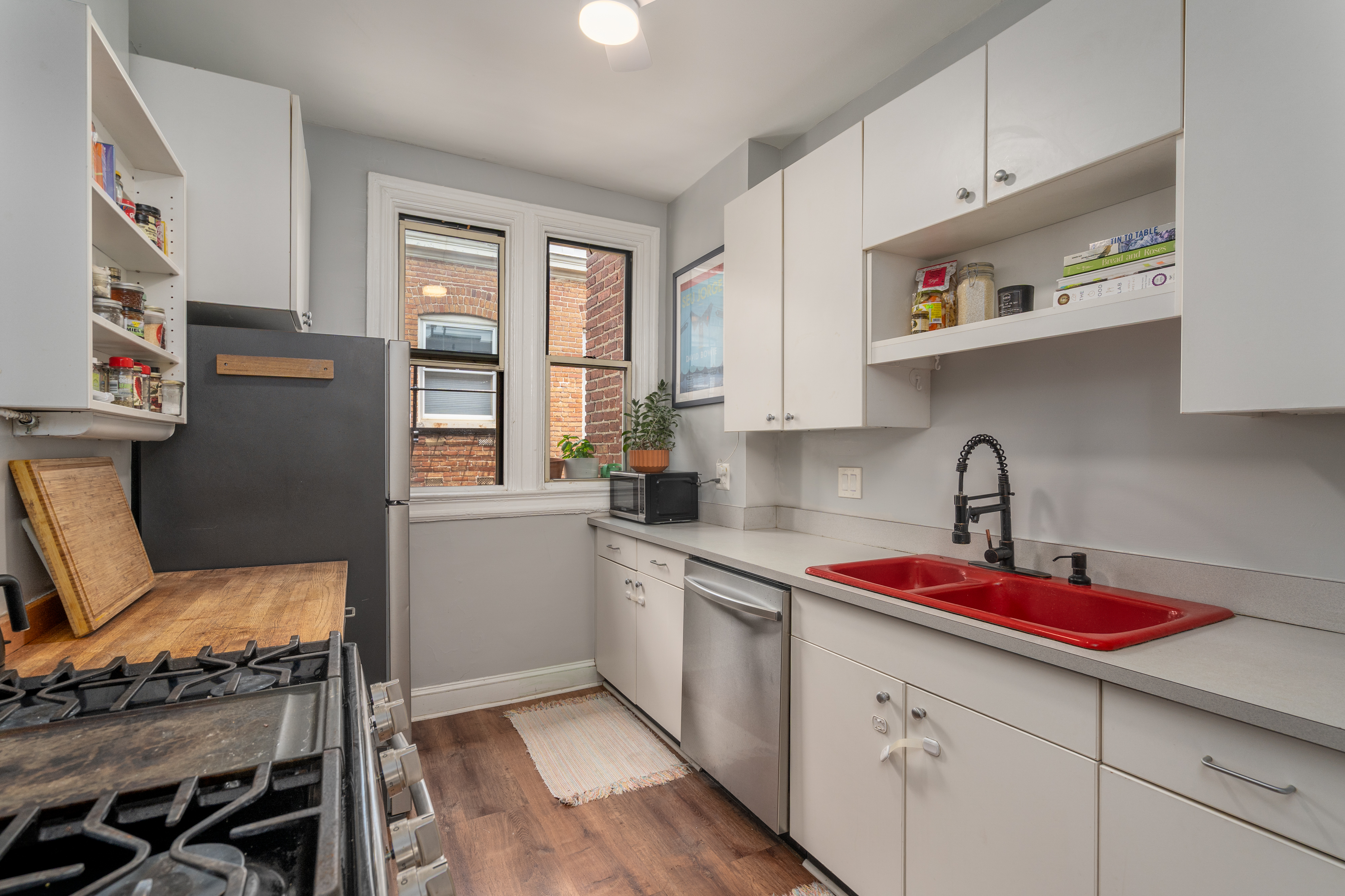 1840 Biltmore Street Northwest, Unit 46 Washington, DC 20009 - Photo 8 of 29