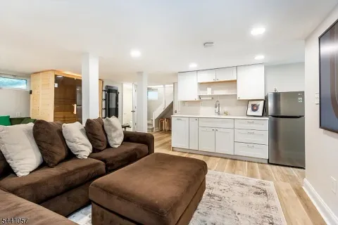 $799,000 | 19 Forest Avenue, Verona, NJ 07044