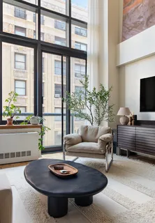 $1,095,000 | 250 West 89th Street, Unit 9D | Upper West Side