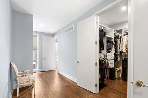 $1,050,000 | 602 North 5th Street, Unit 2, Philadelphia, PA 19123
