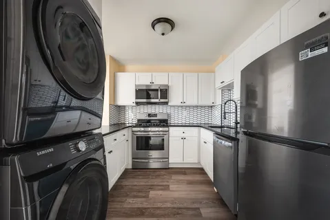 $3,850 | 415 East 160th Street, Unit 3 | Melrose