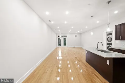 $599,000 | 610 Newton Place Northwest, Unit 4, Washington, DC 20010