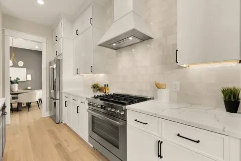 Contact Agent | Longview Drive, Alexandria, VA 22314