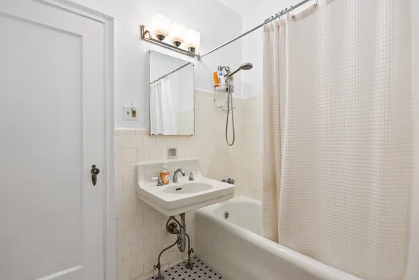 $509,000 | 3601 Connecticut Avenue Northwest, Unit 612, Washington, DC 20008