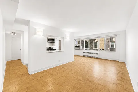 $565,000 | 900 West 190th Street, Unit 11A | Hudson Heights
