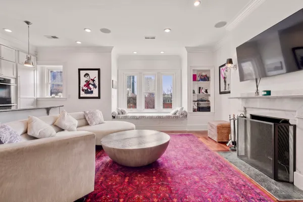 $2,350,000 | 321 Commonwealth Avenue, Unit 40, Boston, MA 02115