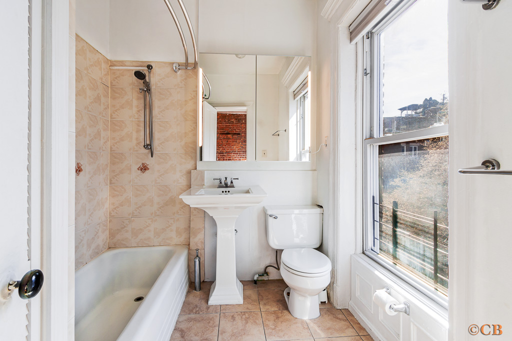 558 2nd Street, Unit 3 Brooklyn, NY 11215 - Photo 5 of 8