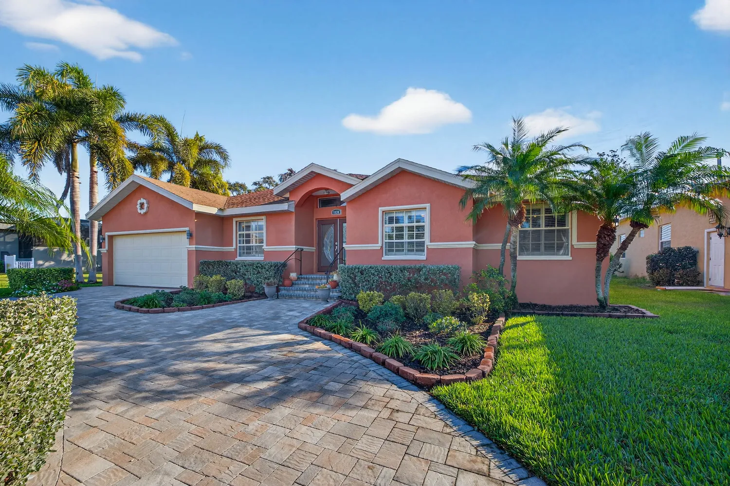 $689,900 | 5920 30th Court South, St. Petersburg, FL 33712