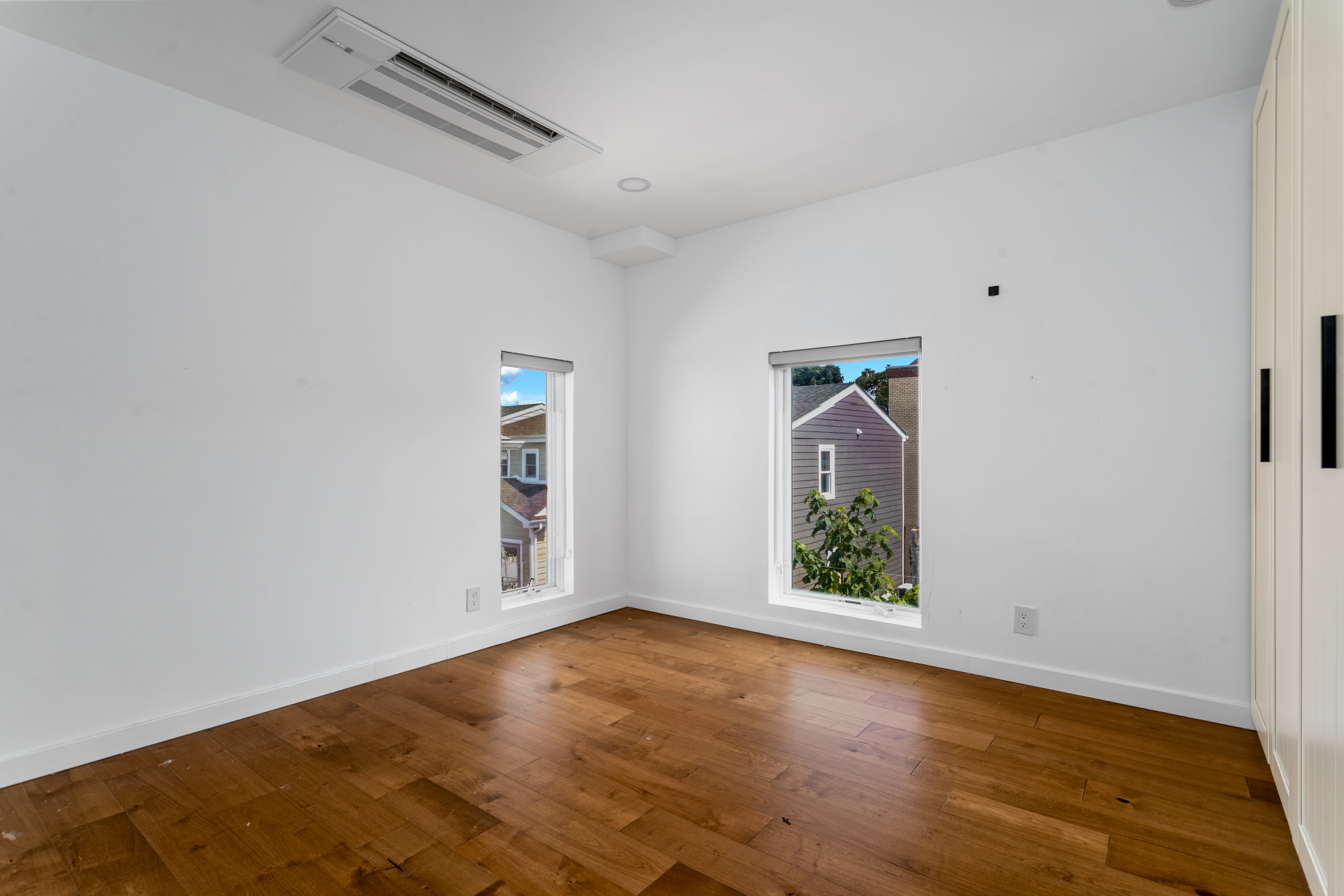 2813 Brown Street Brooklyn, NY 11235 - Photo 10 of 29