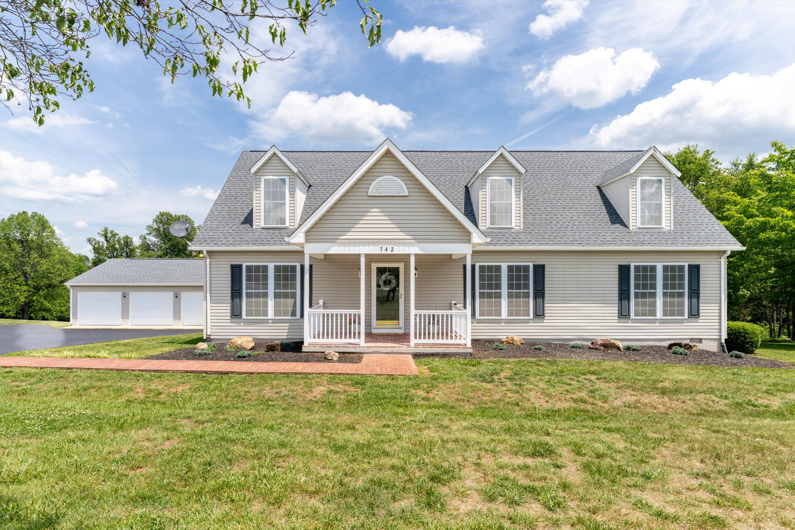742 Valley View Road Ruckersville, VA 22968 - Photo 4 of 84