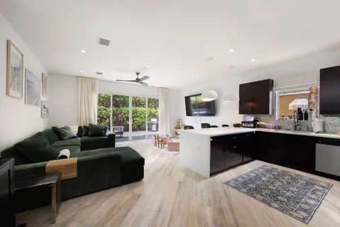 $1,250,000 | 2931 Southwest 27th Terrace, Miami, FL 33133