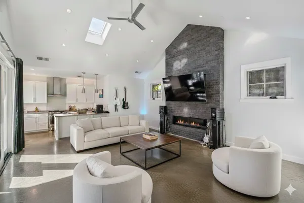 $4,800,000 | 519 Reed Court, Healdsburg, CA 95448
