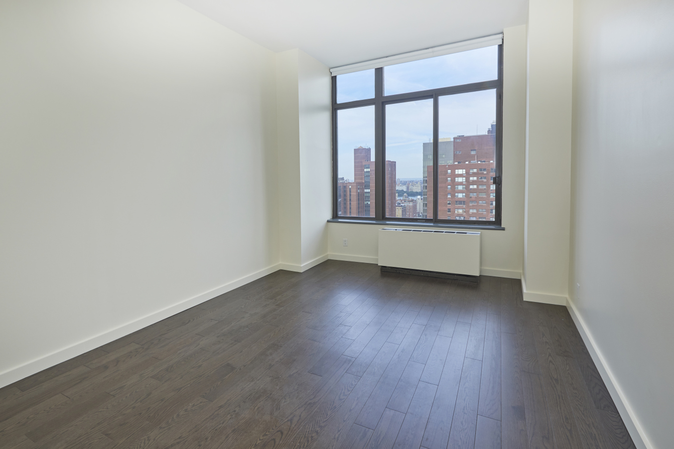 300 East 93rd Street, Unit 44B Manhattan, NY 10128 - Photo 5 of 12