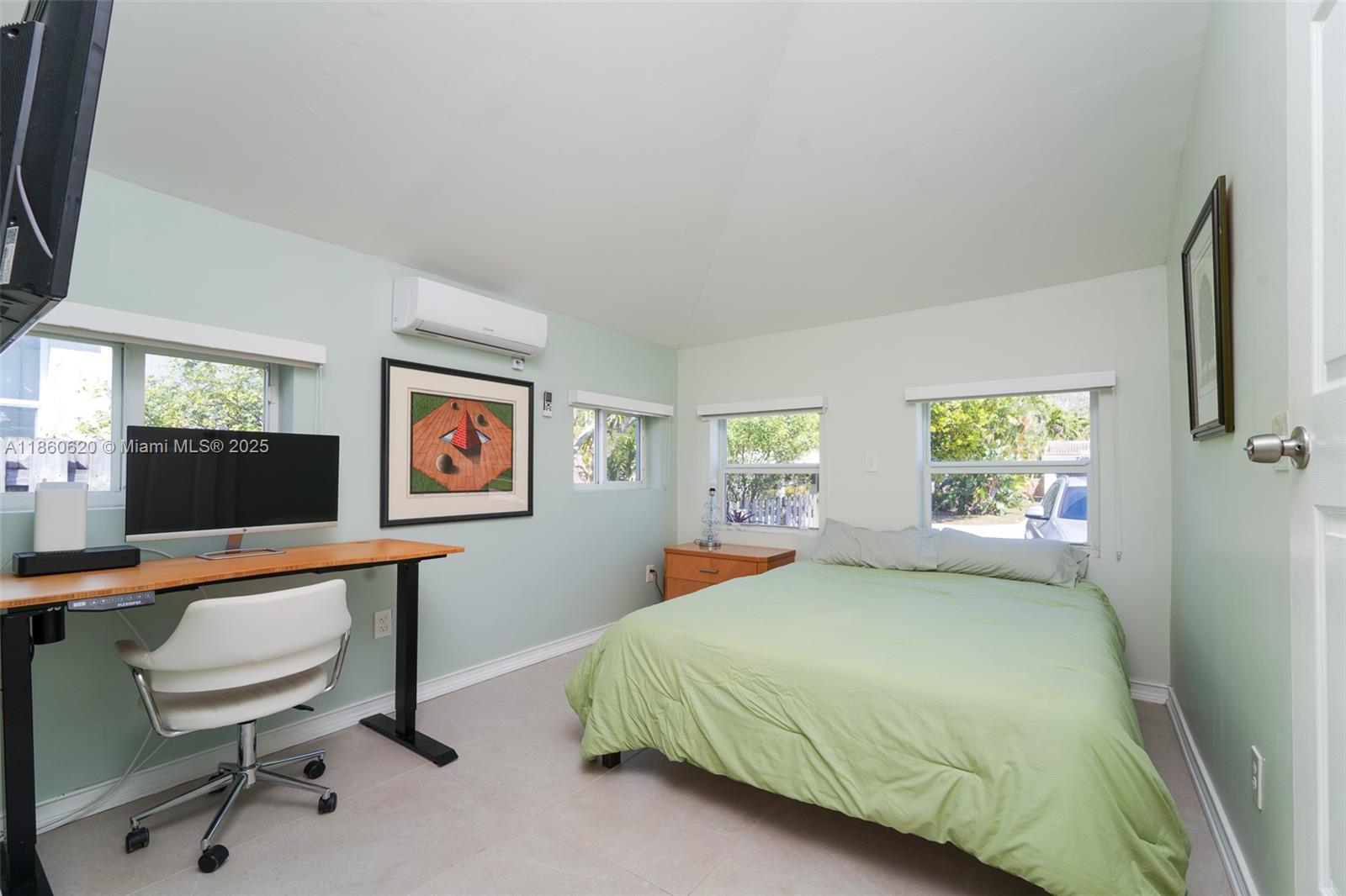 1504 Funston Street Hollywood, FL 33020 - Photo 9 of 26