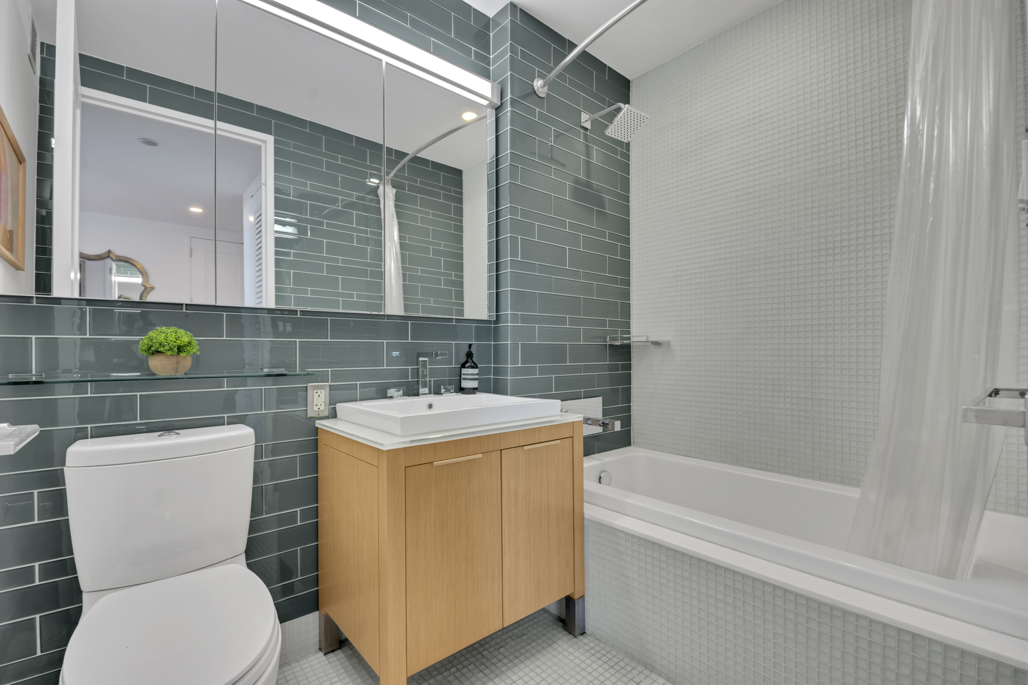 22 North 6th Street, Unit 6D Brooklyn, NY 11249 - Photo 16 of 33