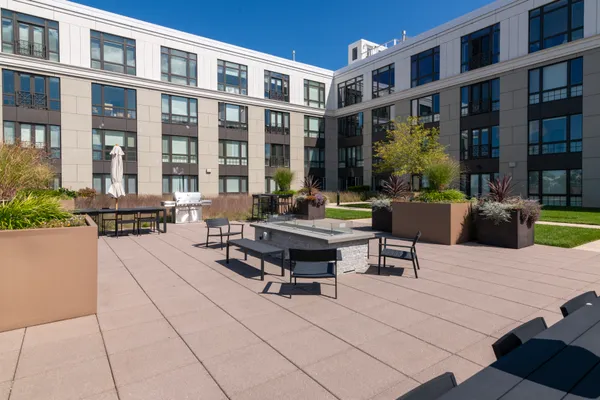 $1,425,000 | 10 Shipyard Drive, Unit 511, Hingham, MA 02043