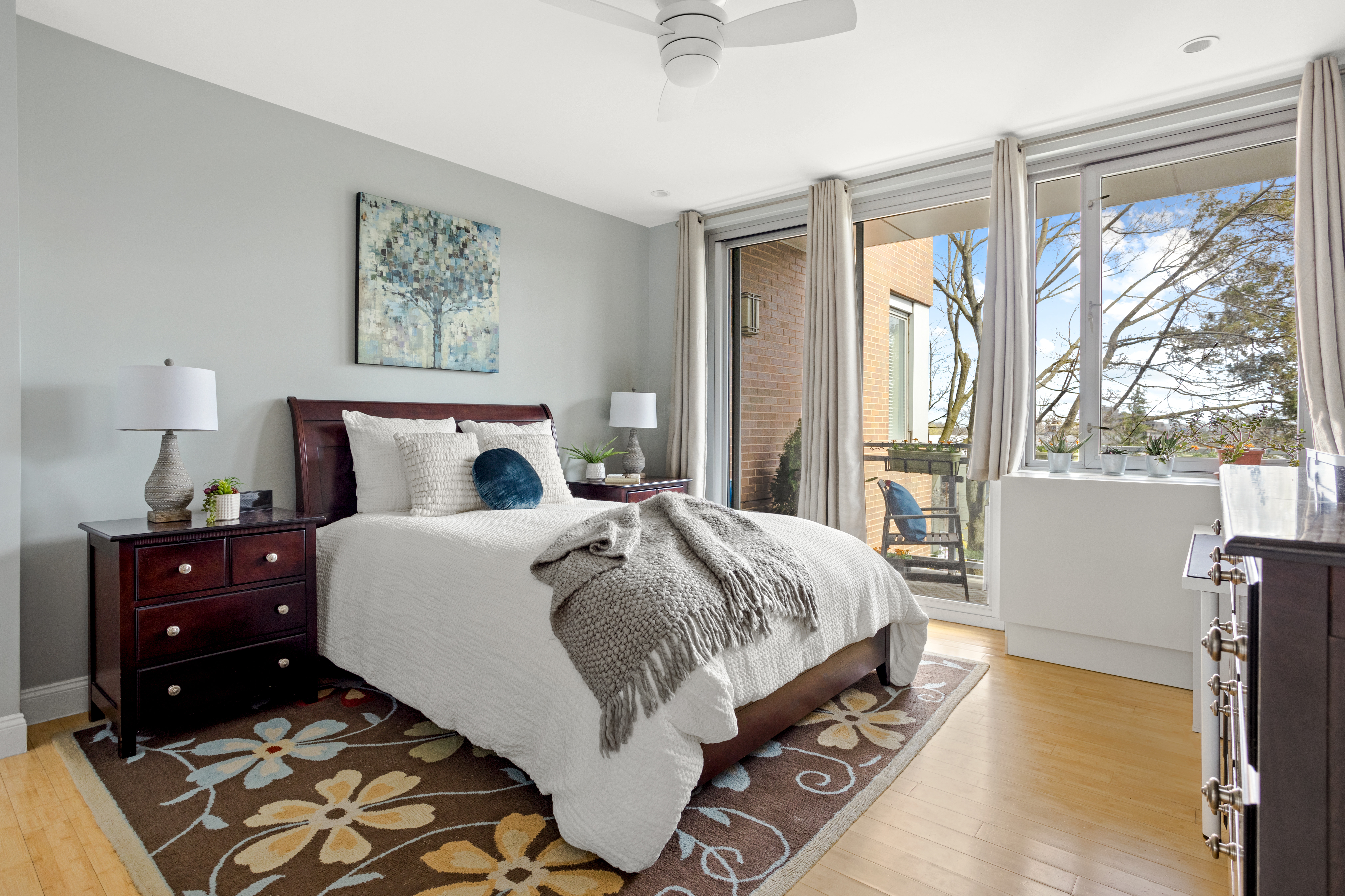 35 McDonald Avenue, Unit 2B Brooklyn, NY 11218 - Photo 5 of 10 a bedroom with a bed and a window